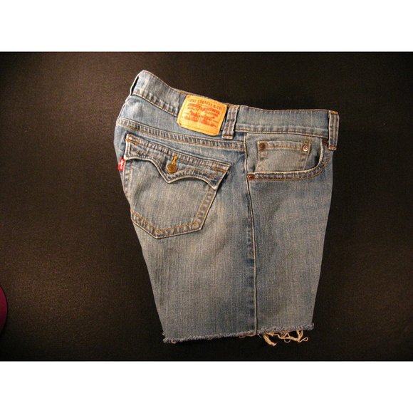 LEVI'S 542 Womans JEAN SHORTS Cut Off 14M Blue Denim Red Tab - Picture 3 of 11